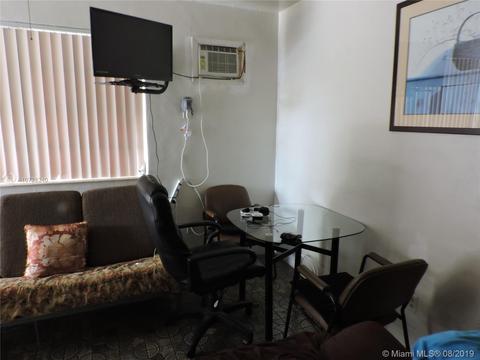 102 E 47th St, Hialeah, FL 33013 photo 13