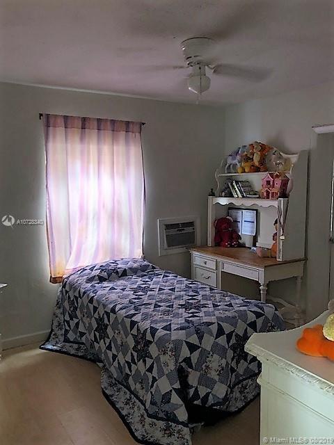 102 E 47th St, Hialeah, FL 33013 photo 8