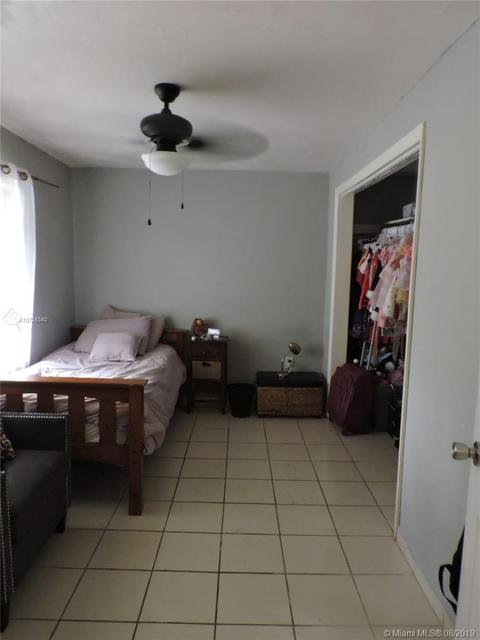 102 E 47th St, Hialeah, FL 33013 photo 9