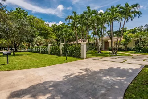 6800 SW 96th St, Pinecrest, FL 33156 photo 1