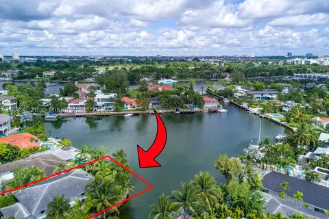 1221 Biscaya Dr, Surfside, FL 33154 photo 18