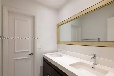 1221 Biscaya Dr, Surfside, FL 33154 photo 16