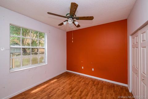 16004 NW 82nd Ct, Miami Lakes, FL 33016 photo 16