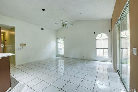 16004 NW 82nd Ct, Miami Lakes, FL 33016 photo 8