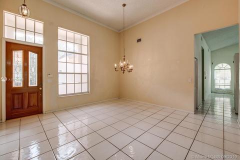 16004 NW 82nd Ct, Miami Lakes, FL 33016 photo 5