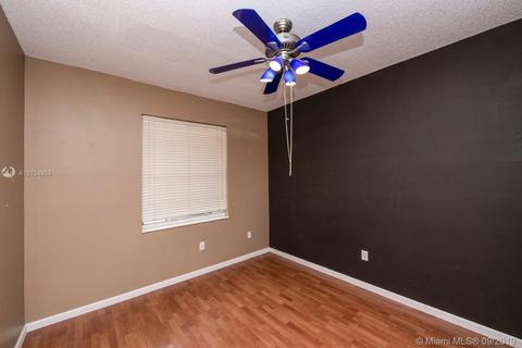 16004 NW 82nd Ct, Miami Lakes, FL 33016 photo 15
