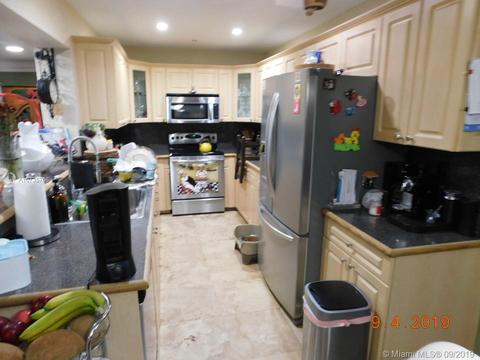 5420 E 6th Ave, Hialeah, FL 33013 photo 6
