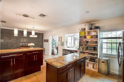 9440 Byron Ave, Surfside, FL 33154 photo 7