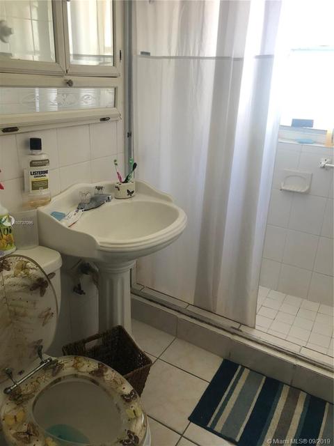 97 E 47th St, Hialeah, FL 33013 photo 10