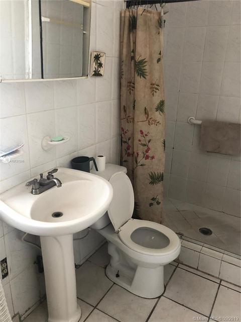 97 E 47th St, Hialeah, FL 33013 photo 6