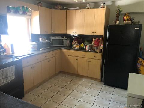 97 E 47th St, Hialeah, FL 33013 photo 5