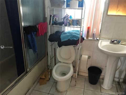 97 E 47th St, Hialeah, FL 33013 photo 8