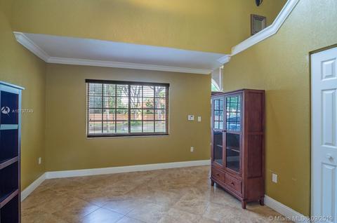 8220 NW 154th Ter, Miami Lakes, FL 33016 photo 18