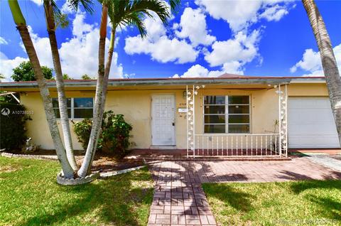 2904 SW 124th Pl, Miami, FL 33175 photo 4