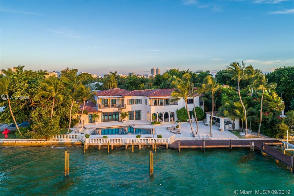  5980 N Bay Rd, Miami Beach, FL 33140 photo 1