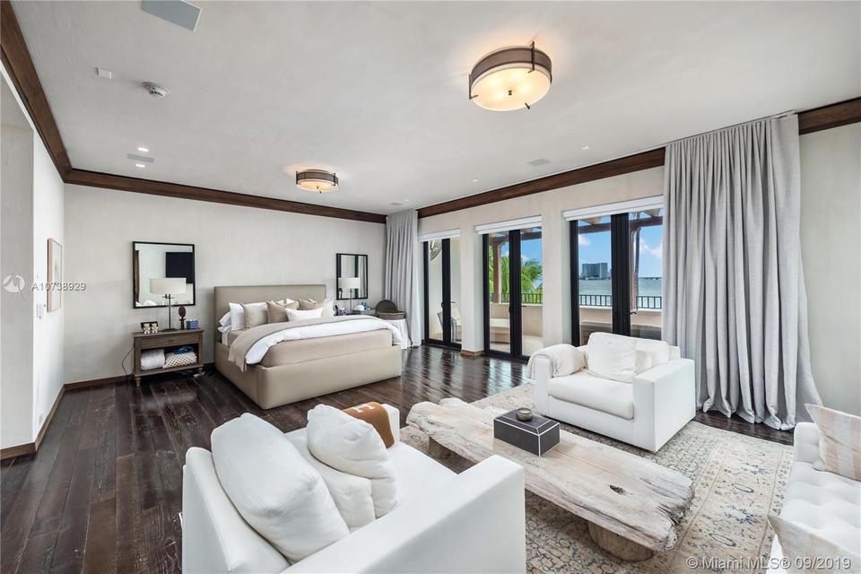  5980 N Bay Rd, Miami Beach, FL 33140 photo 10