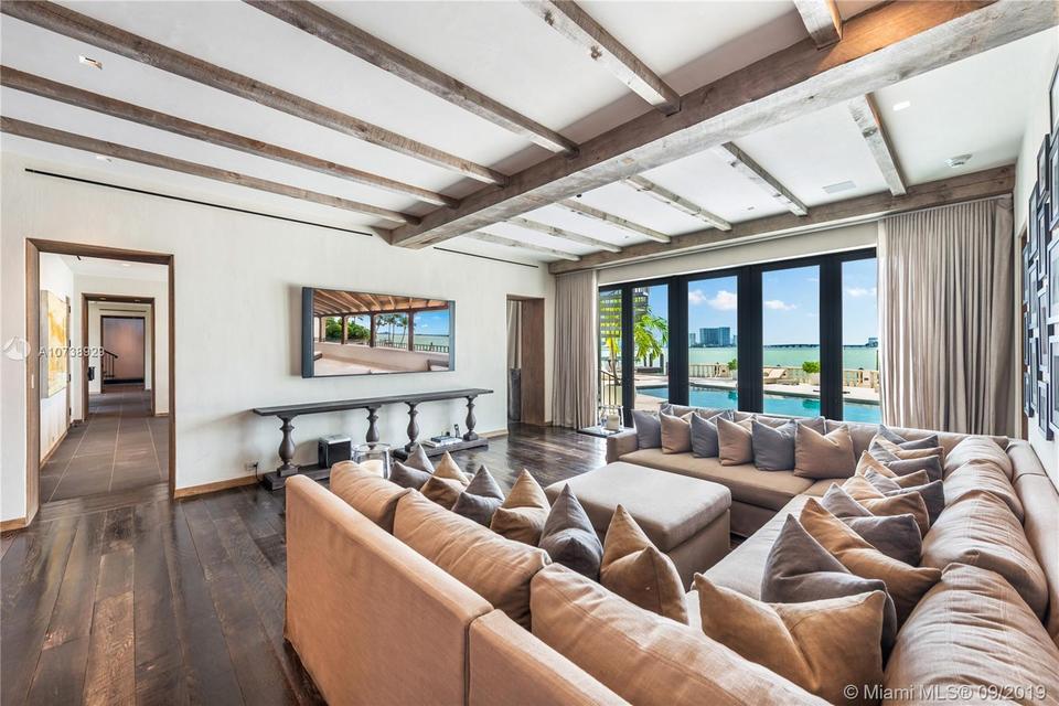  5980 N Bay Rd, Miami Beach, FL 33140 photo 8