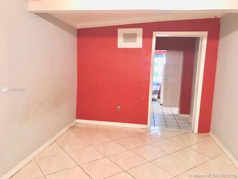 4155 E 9th Ct, Hialeah, FL 33013 photo 5