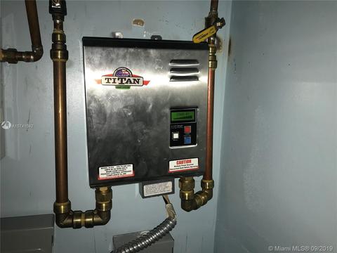 4155 E 9th Ct, Hialeah, FL 33013 photo 8