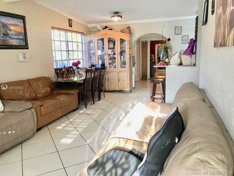 4155 E 9th Ct, Hialeah, FL 33013 photo 3