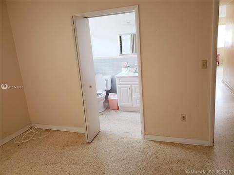 4140 E 9th Ct, Hialeah, FL 33013 photo 11