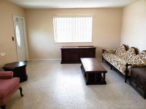 4140 E 9th Ct, Hialeah, FL 33013 photo 3