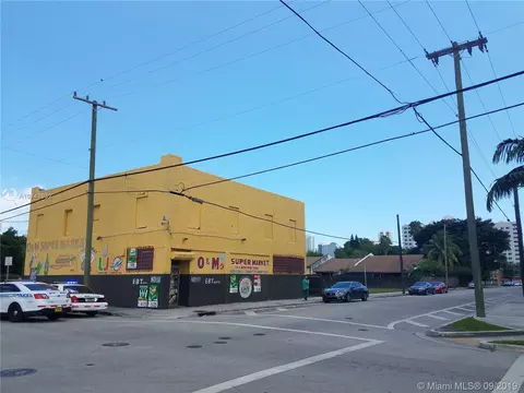 645 NW 5th Ave, Miami, FL 33136 photo 2