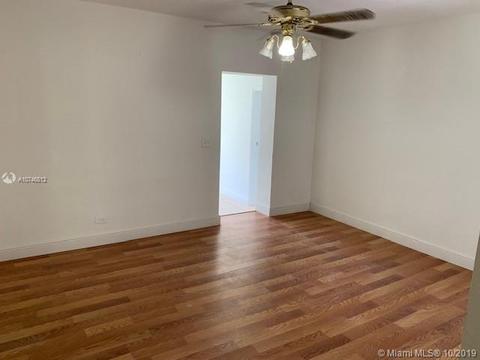 682 E 32nd St, Hialeah, FL 33013 photo 6