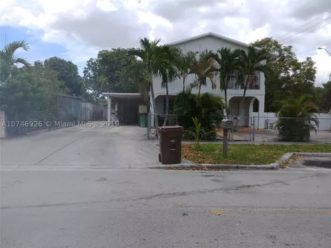 906 E 20th St, Hialeah, FL 33013 photo 1