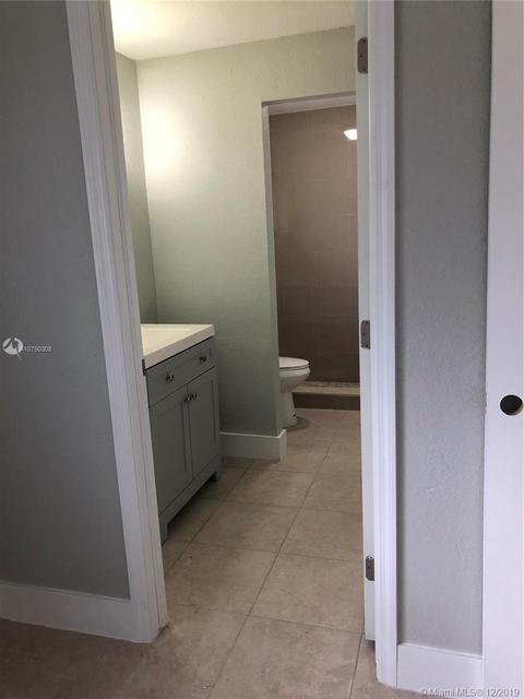 70 E 54th St, Hialeah, FL 33013 photo 18