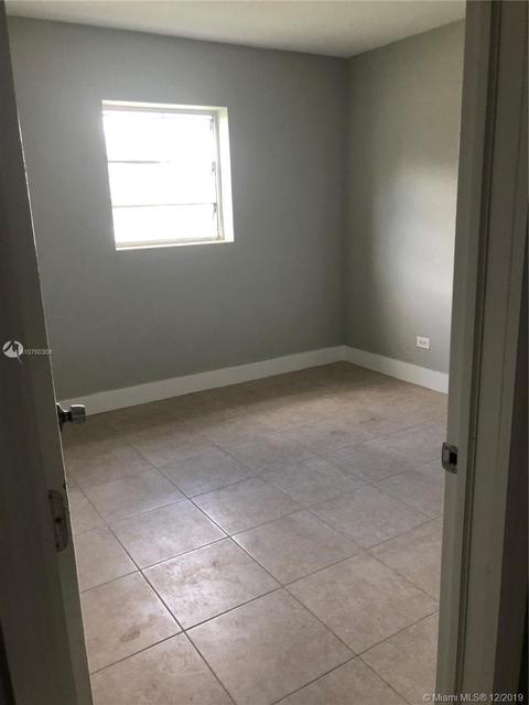 70 E 54th St, Hialeah, FL 33013 photo 23