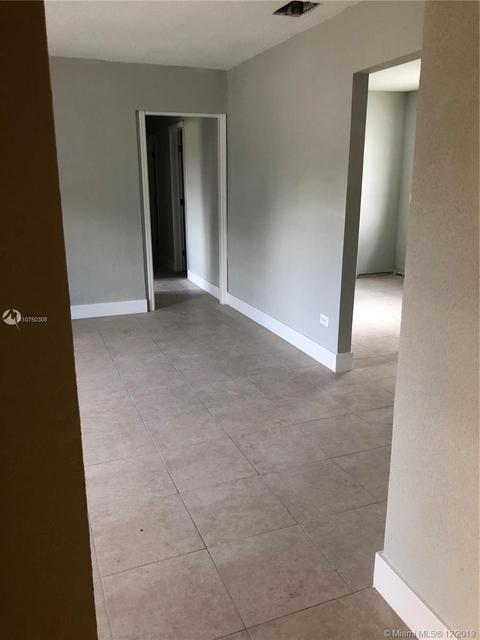 70 E 54th St, Hialeah, FL 33013 photo 6