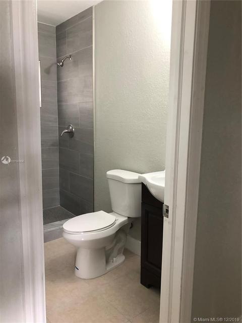 70 E 54th St, Hialeah, FL 33013 photo 22