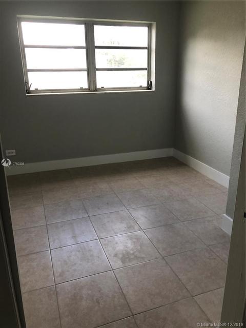 70 E 54th St, Hialeah, FL 33013 photo 20