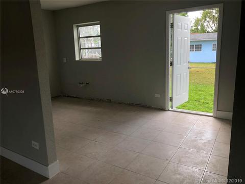 70 E 54th St, Hialeah, FL 33013 photo 10
