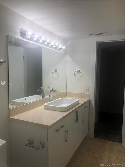 14310 Leaning Pine Dr, Miami Lakes, FL 33014 photo 15
