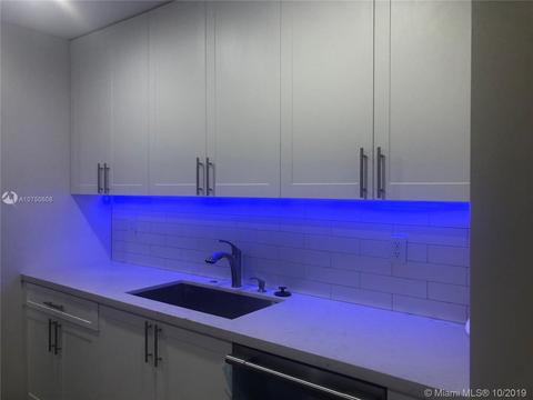 14310 Leaning Pine Dr, Miami Lakes, FL 33014 photo 12