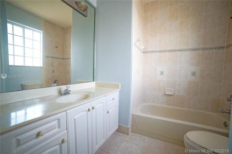 16924 NW 77th Path, Miami Lakes, FL 33016 photo 25