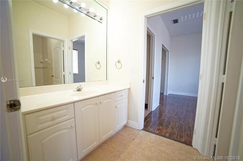 16924 NW 77th Path, Miami Lakes, FL 33016 photo 20