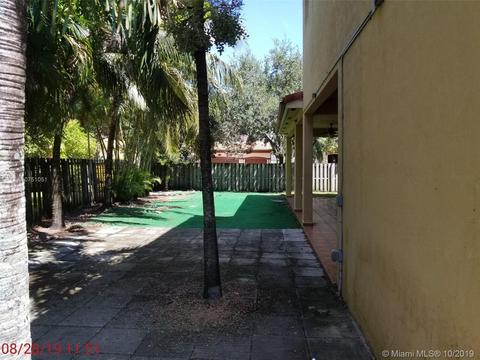 16924 NW 77th Path, Miami Lakes, FL 33016 photo 6