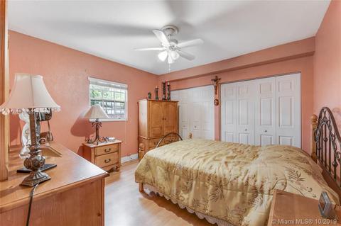 275 E 18th St, Hialeah, FL 33010 photo 16
