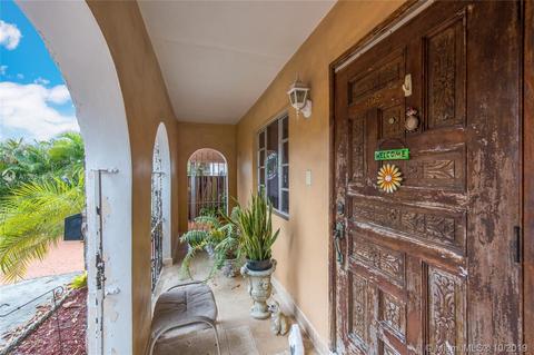 275 E 18th St, Hialeah, FL 33010 photo 2