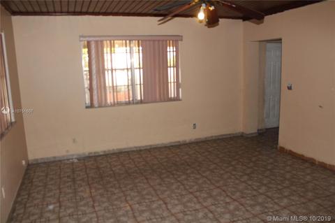 4929 E 8th Ct, Hialeah, FL 33013 photo 9