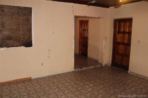 4929 E 8th Ct, Hialeah, FL 33013 photo 10