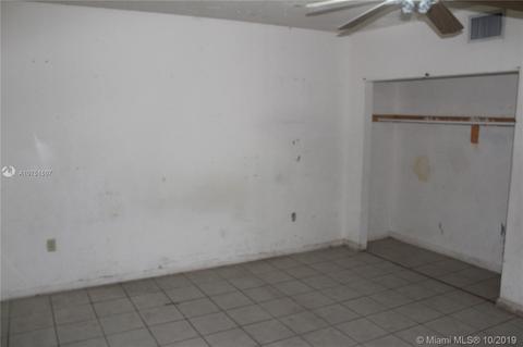 4929 E 8th Ct, Hialeah, FL 33013 photo 11