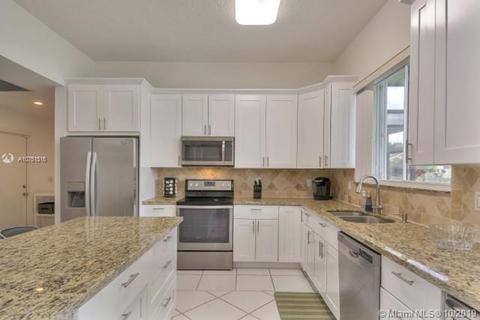 7330 NW 68th Ave, Parkland, FL 33067 photo 18