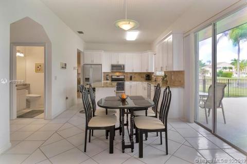 7330 NW 68th Ave, Parkland, FL 33067 photo 14