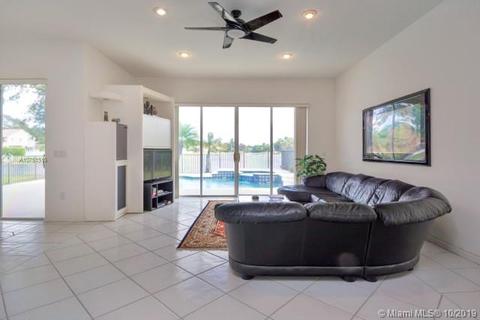 7330 NW 68th Ave, Parkland, FL 33067 photo 12