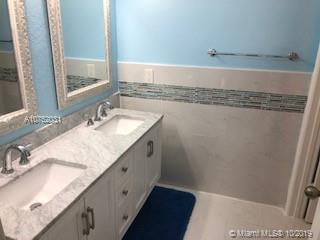 3420 E Greenview Ter E, Margate, FL 33063 photo 15