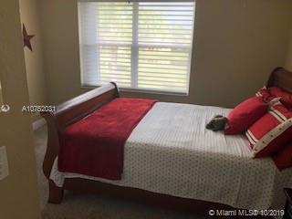 3420 E Greenview Ter E, Margate, FL 33063 photo 17